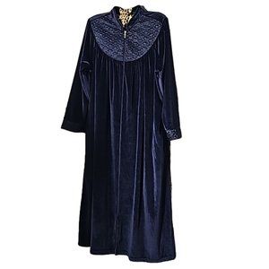 Vintage Crowntuft velvety long front zipper rob purplish black shiny long sleeve